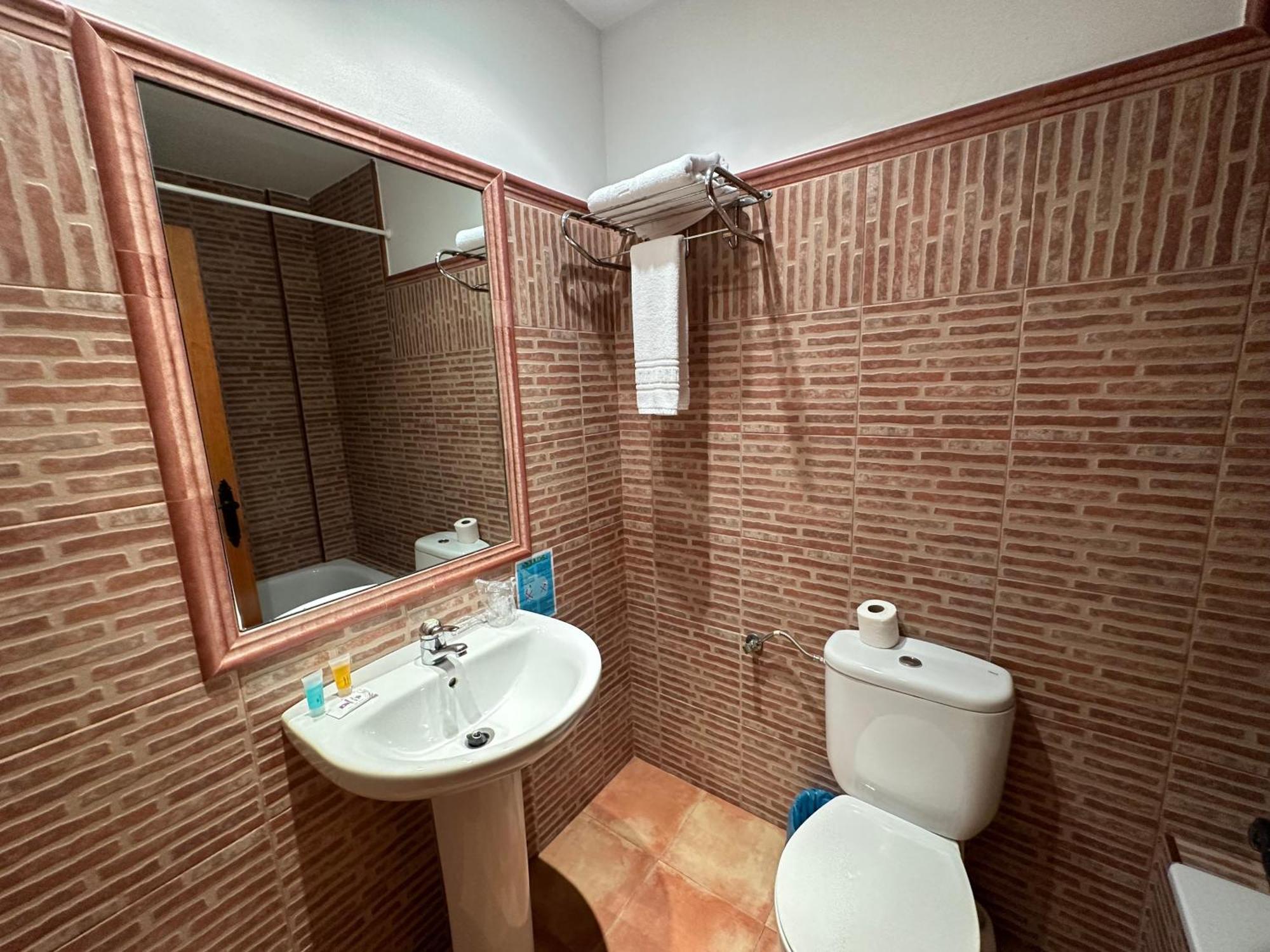 Hotel Restaurante Los Canos De La Alcaiceria Alhama de Granada Ngoại thất bức ảnh