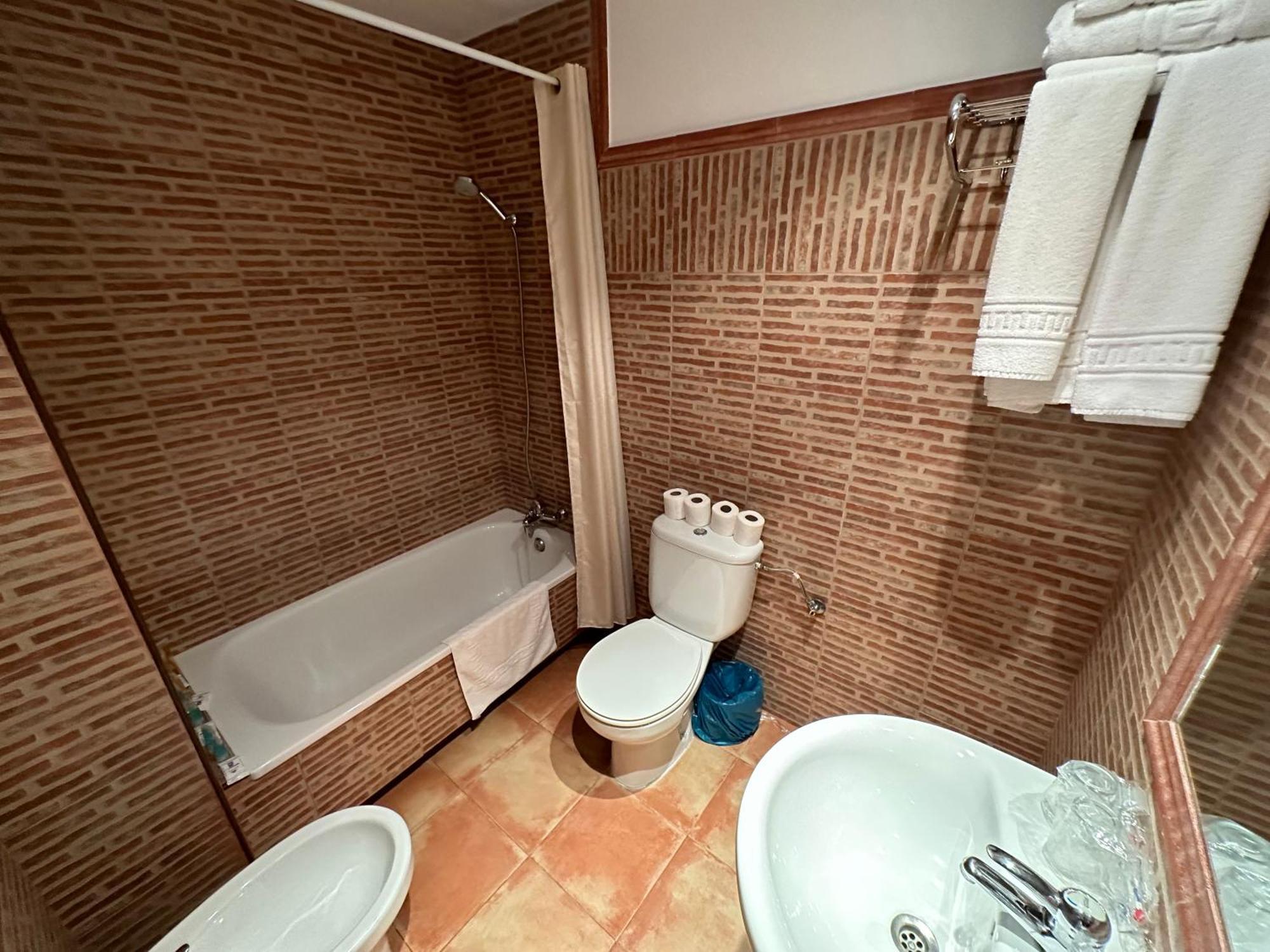 Hotel Restaurante Los Canos De La Alcaiceria Alhama de Granada Ngoại thất bức ảnh